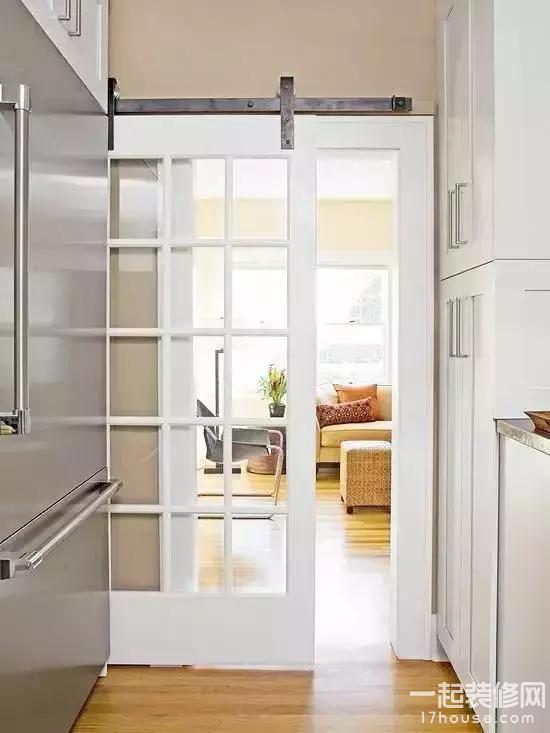 厨房内部做好了,那么该给它配怎样的门? 厨房内部做好了,那么该给它配怎样的门?